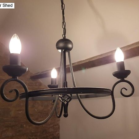 Cotswold Cottage Bed & Breakfast Luckington Екстер'єр фото